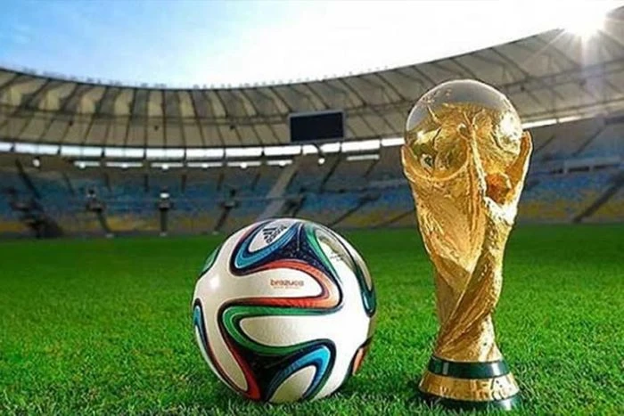 বর্ণবি‌দ্বে‌ষি মন্তব‌্য বন্ধ কর‌তে ফুটবলে নতুন আইন করতে যাচ্ছে ফিফা